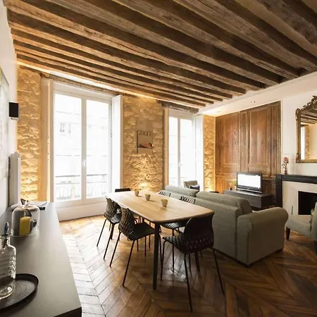 Contrevents Apartment